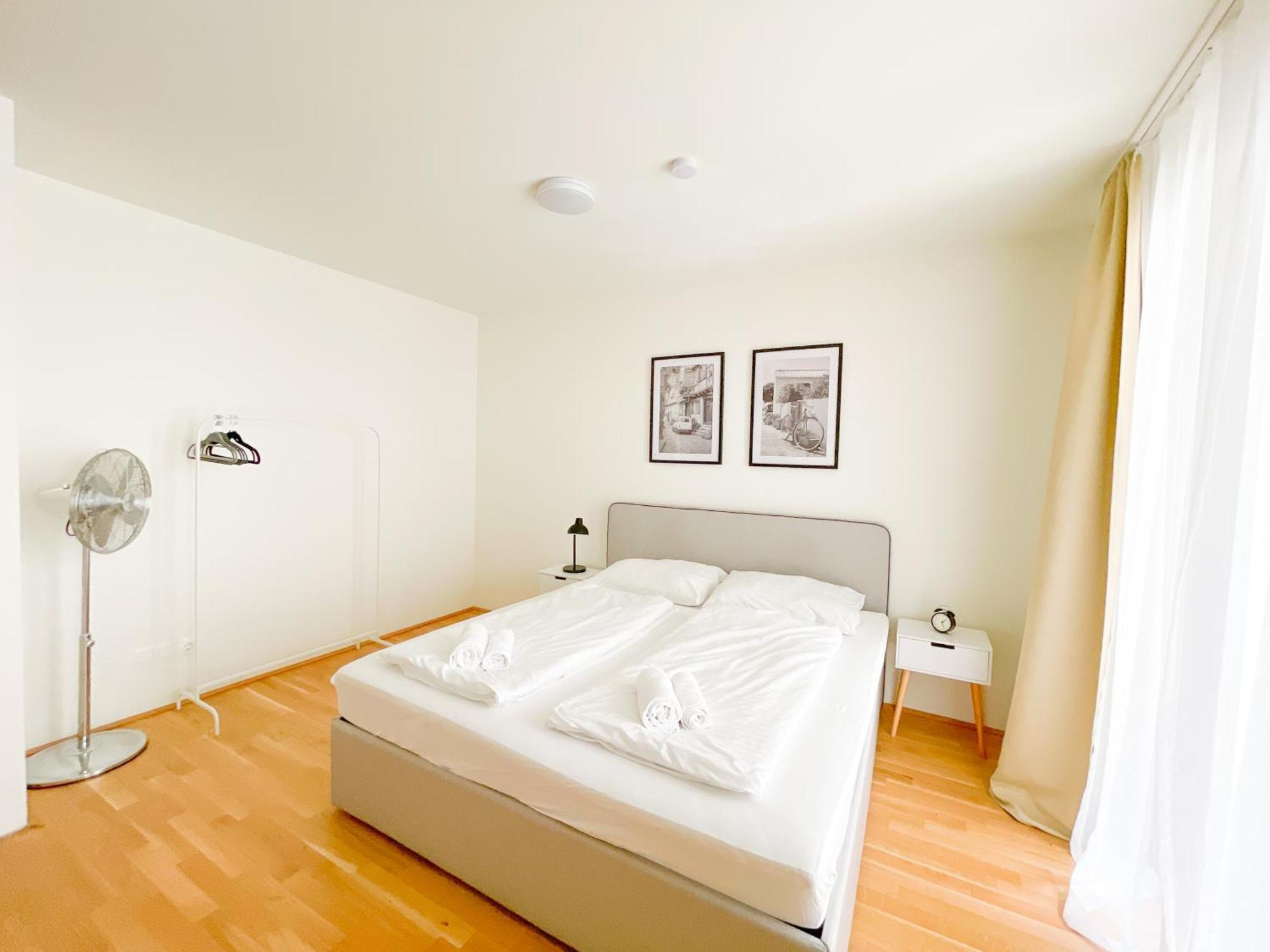 Whats-App Self-Check-In - 1Br Apartment, Near Airport,15 Min To Center Βιέννη Δωμάτιο φωτογραφία